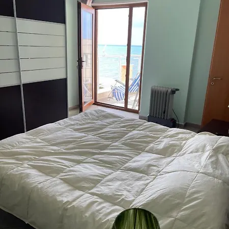 Sea View Apartment/Beach/City Center/Wifi Durres Exterior photo