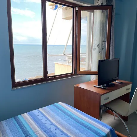 Sea View Apartment/Beach/City Center/Wifi Durres Exterior photo
