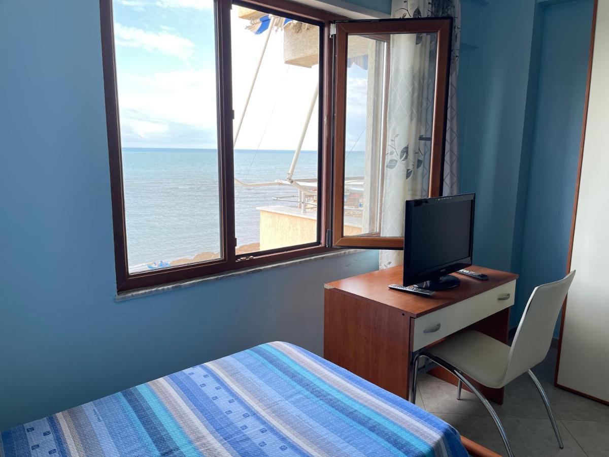 Sea View Apartment/beach/city Center/wifi *